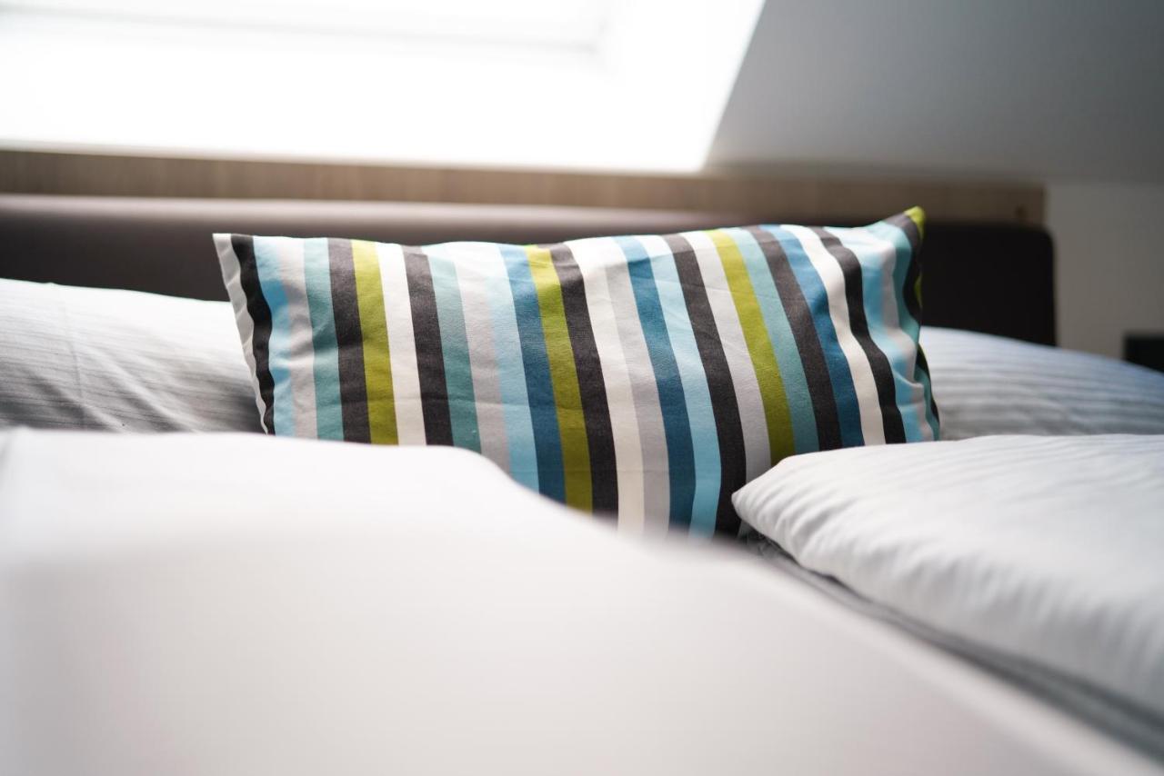 Max Serviced Apartment